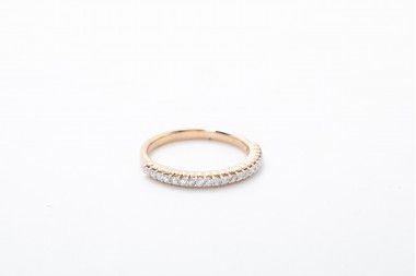 Anillo medio rivier en oro rosado