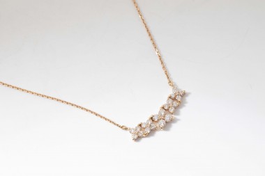 COLLAR CON BRILLANTES