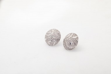 Aretes con diamantes