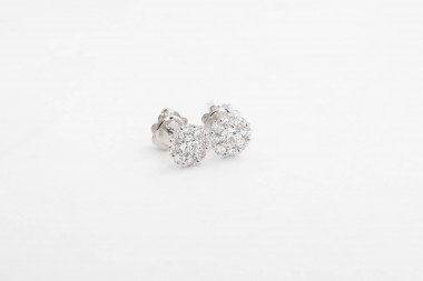 Aretes con diamantes