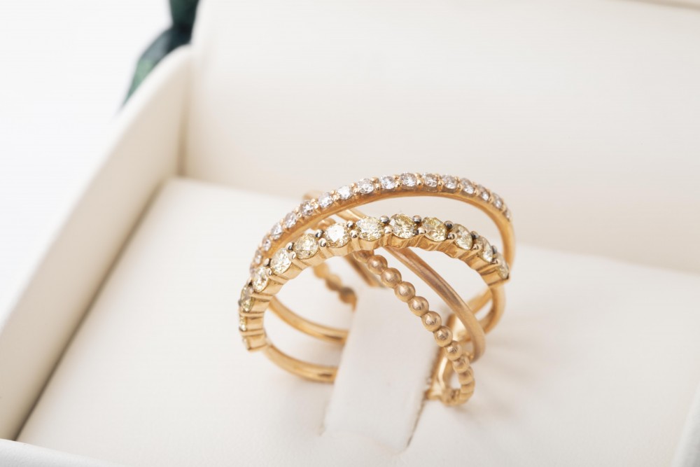 SORTIJA CON BRILLANTES
