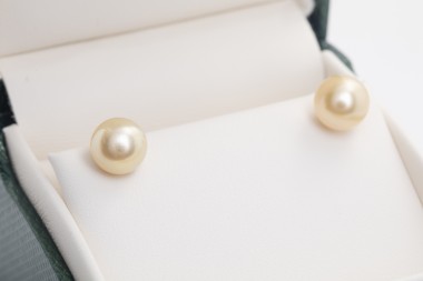 Par de aretes perlas