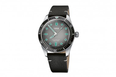 Divers Sixty-Five