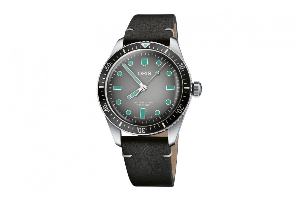 Divers Sixty-Five