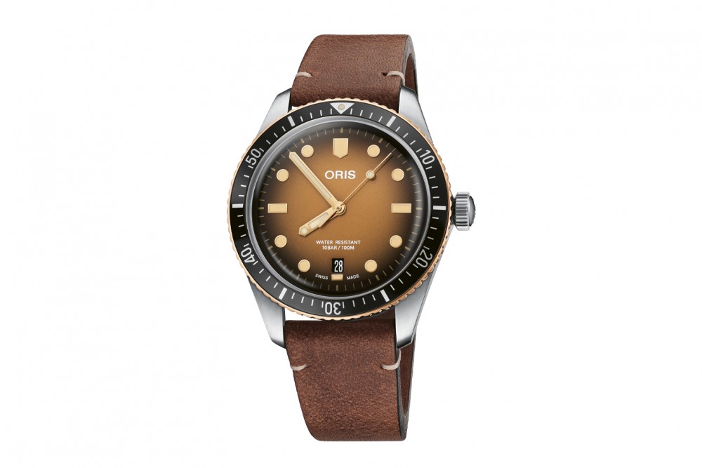 Divers Sixty-Five