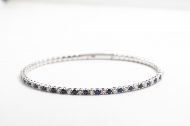 Pulsera tennis con zafiros y diamantes