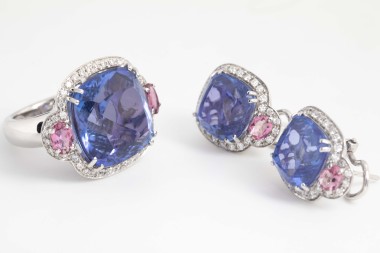 Aretes Moraglione con tanzanitas y turmalinas
