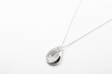 COLLAR CON BRILLANTES