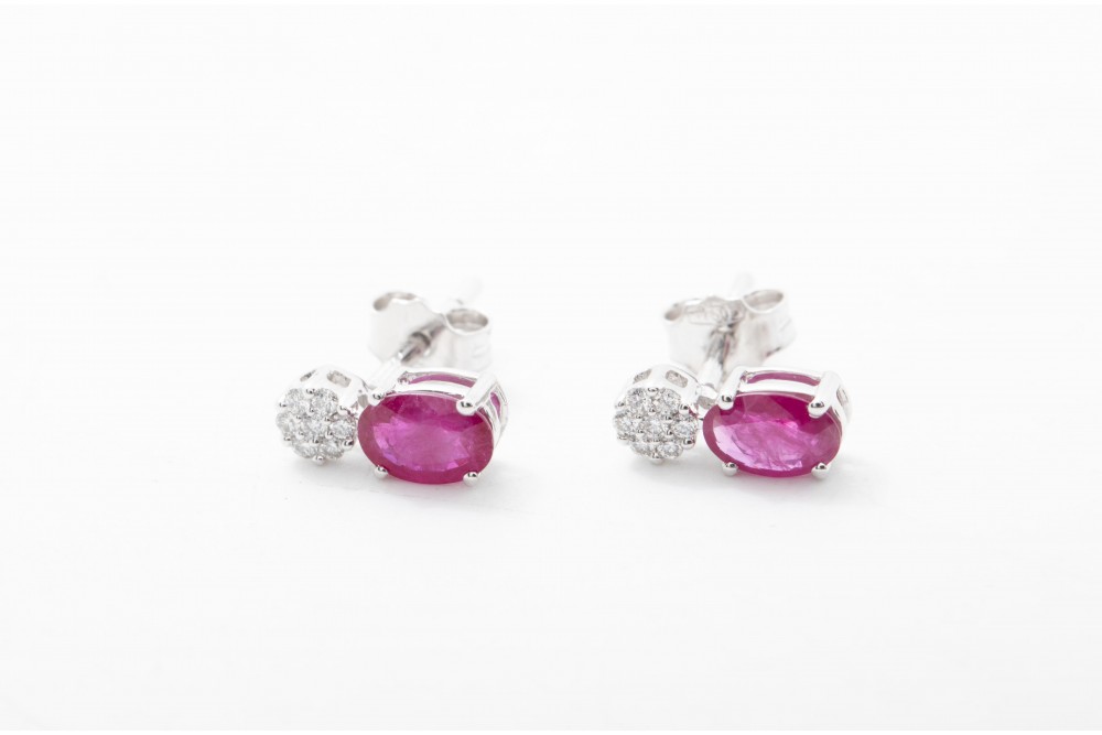 ARETES CON BRILLANTES Y RUBIES