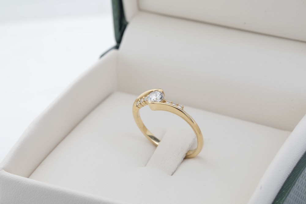 Anillo de compromiso con diamante 0.27ct