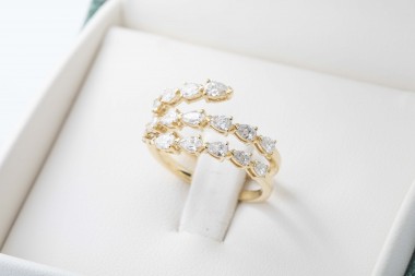 Anillo con diamantes