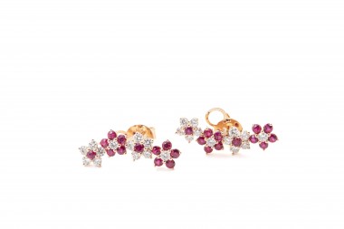 Aretes flores rubíes